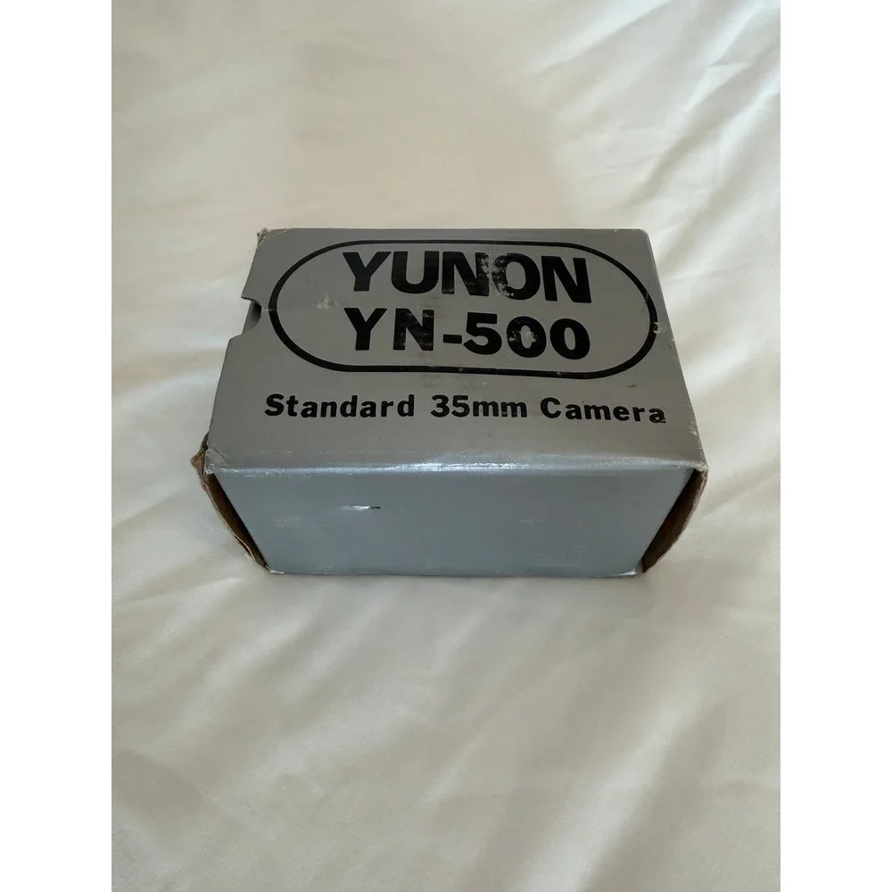Yunon YN-500 Standard 35mm Film Camera Vintage Silver Black with Case and Box